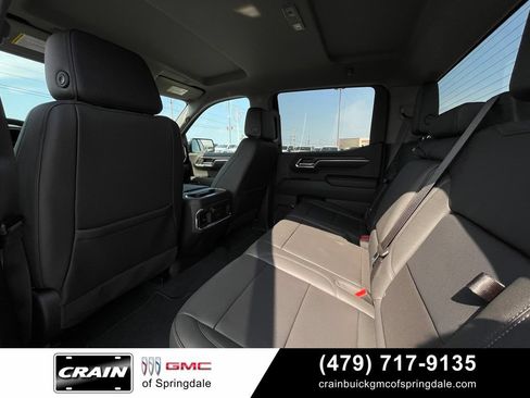 Used 2024 GMC Sierra 1500 SLT w/ SLT Premium Package AWD/4WD image 28