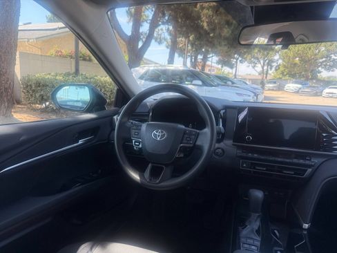 Used 2025 Toyota Camry LE FWD image 30