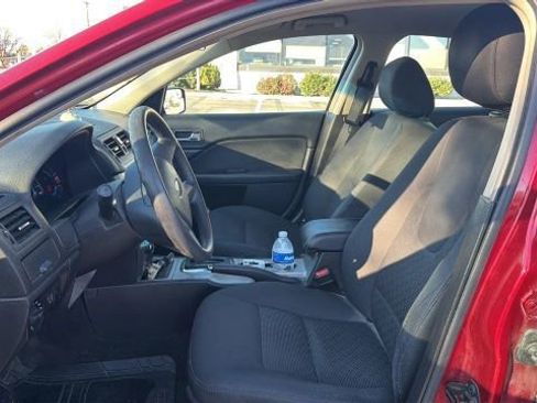 Used 2012 Ford Fusion SE image 9