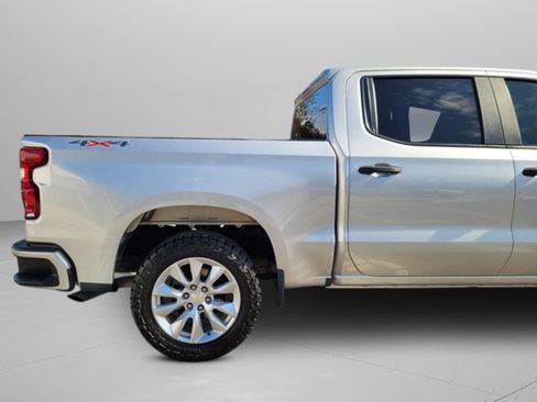Used 2022 Chevrolet Silverado 1500 Custom image 30