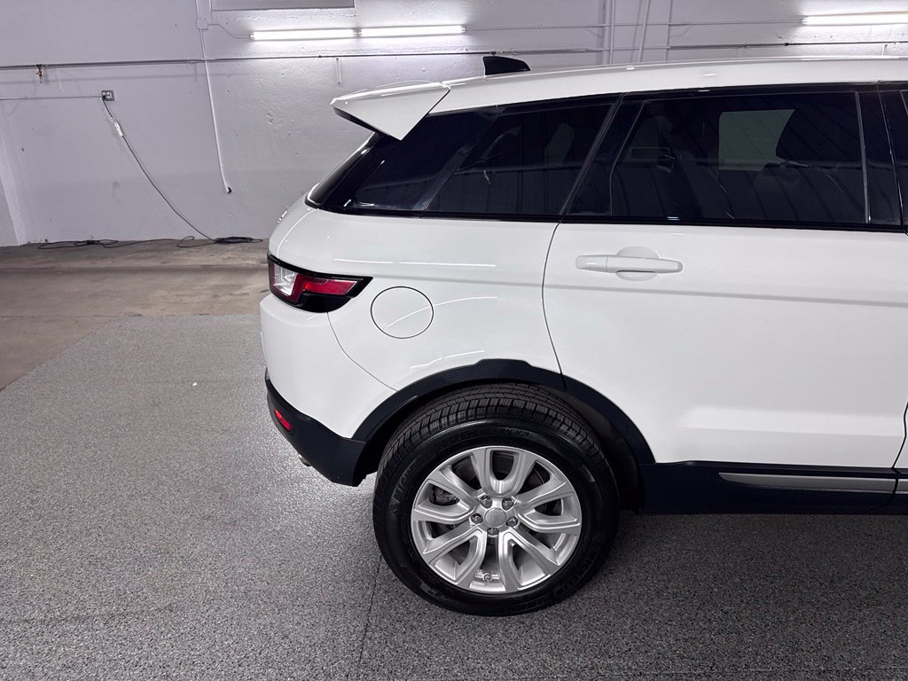 Used 2019 Land Rover Range Rover Evoque AWD/4WD image 10