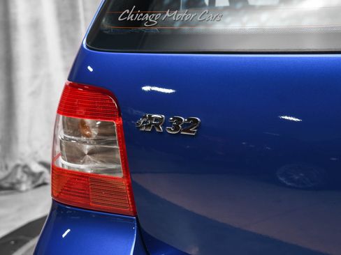 Used 2004 Volkswagen R32 image 30