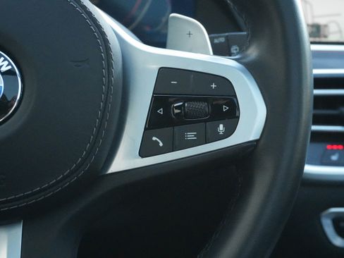 Certified 2022 BMW X5 xDrive40i w/ M Sport Package image 17