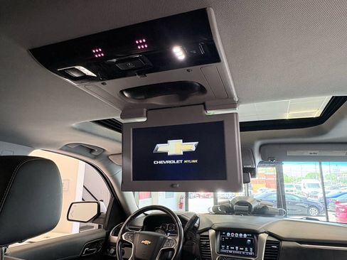 Used 2019 Chevrolet Tahoe LT w/ LT Signature Package AWD/4WD image 26