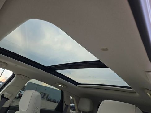 New 2025 Cadillac XT5 Premium Luxury image 28