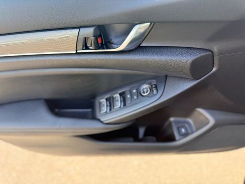 Used 2022 Honda Accord Sport image 13