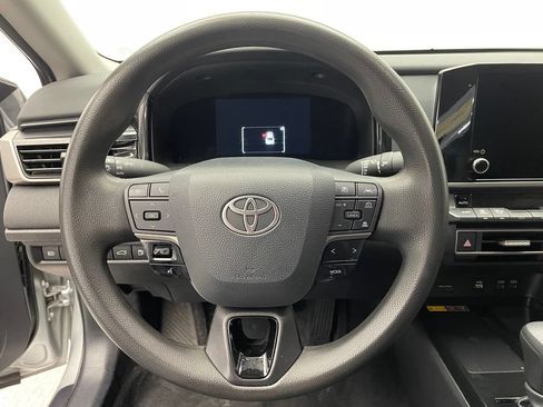 Used 2025 Toyota Camry LE FWD image 20