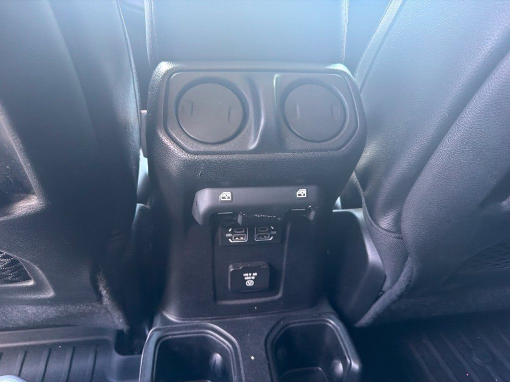 Used 2021 Jeep Gladiator Mojave AWD/4WD image 12