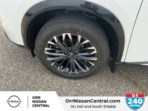 New 2026 Nissan Rogue Platinum w/ Platinum Premium Package AWD/4WD image 9