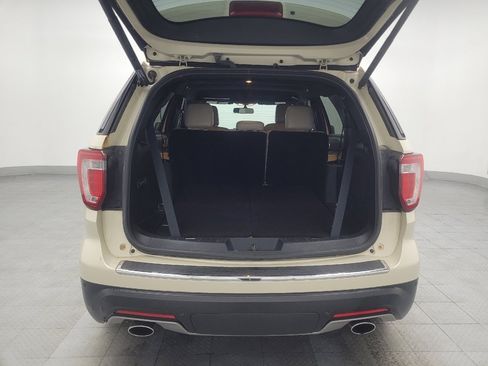 Used 2018 Ford Explorer Limited image 29