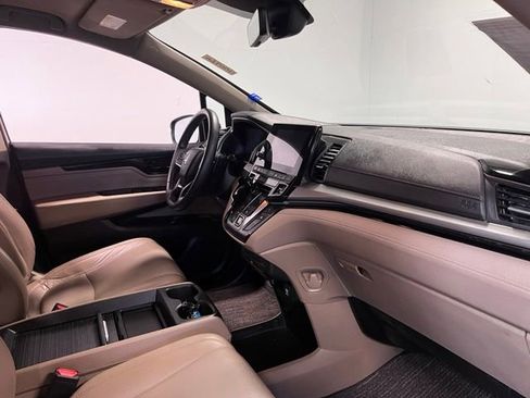 Used 2022 Honda Odyssey Touring image 11
