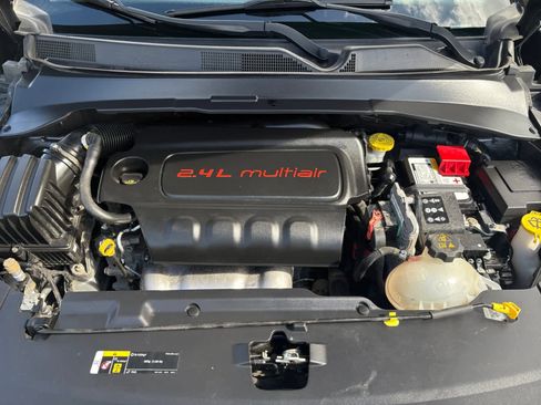 Used 2022 Jeep Compass Limited w/ Sun and Sound Group image 19