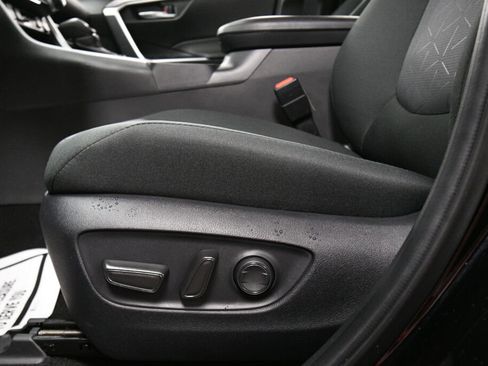 Used 2025 Toyota RAV4 XLE image 10