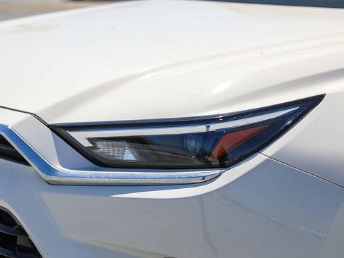 Certified 2024 Toyota Grand Highlander AWD Hybrid image 9
