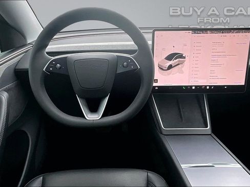 Used 2026 Tesla Model Y AWD image 5