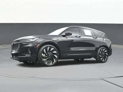 Used 2024 Lincoln Nautilus Reserve w/ Equipment Group 202A AWD/4WD image 61
