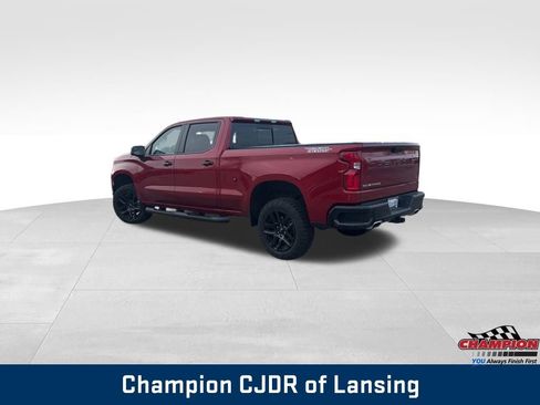 Used 2024 Chevrolet Silverado 1500 LT Trail Boss w/ Convenience Package II image 3