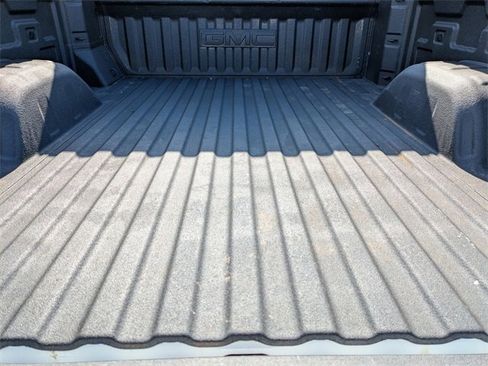 Used 2024 GMC Sierra 1500 Elevation image 12