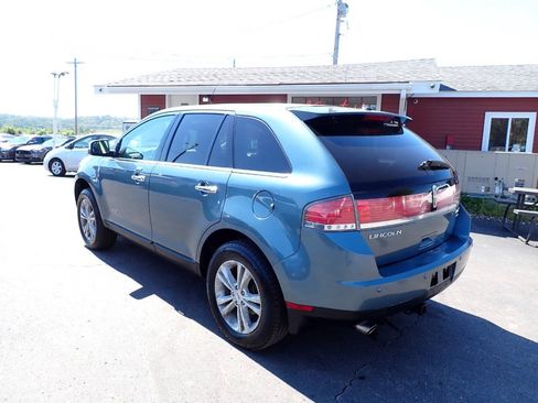 Used 2010 Lincoln MKX AWD image 4