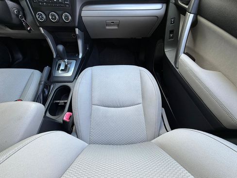 Used 2015 Subaru Forester 2.5i Premium w/ All-Weather Package AWD/4WD image 31