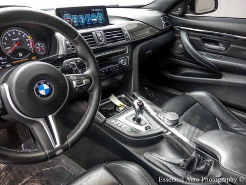 Used 2017 BMW M4 Coupe RWD image 13
