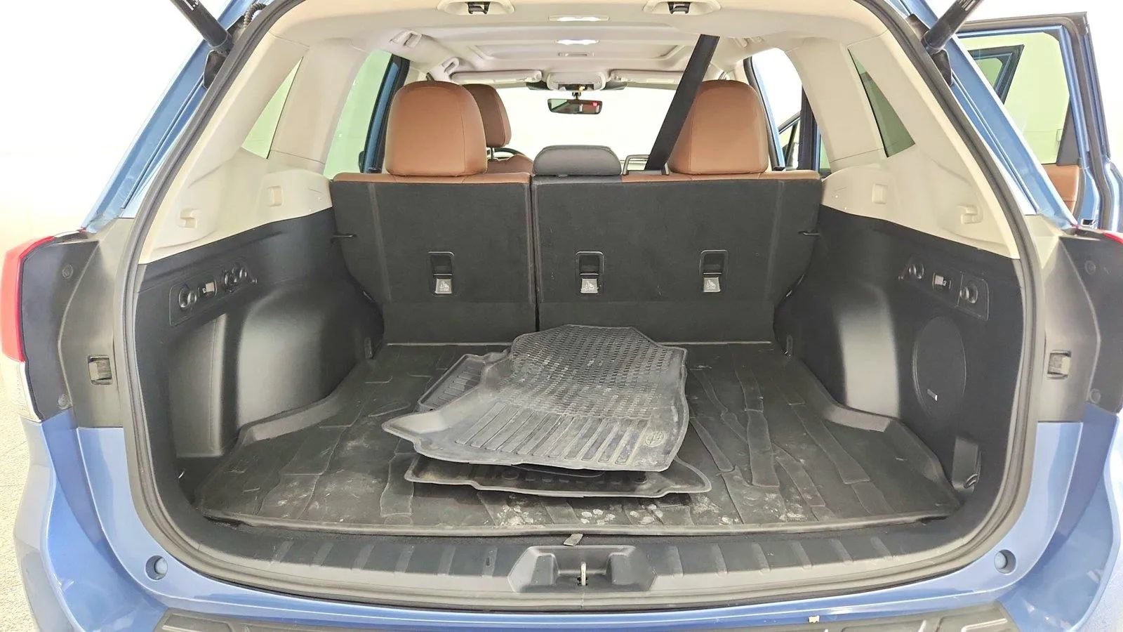 Used 2023 Subaru Forester Touring AWD/4WD image 37