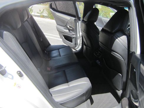 Used 2019 Lexus ES 350 F Sport FWD image 18