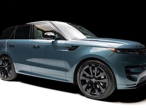 Used 2025 Land Rover Range Rover Sport Dynamic SE AWD/4WD image 25
