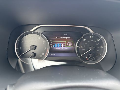 Used 2024 Nissan Frontier SV w/ SV Convenience Package image 16