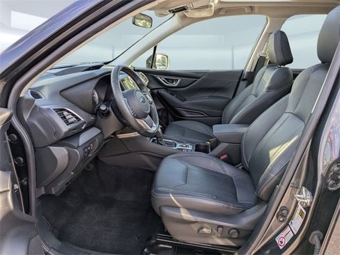 Used 2019 Subaru Forester Limited image 22