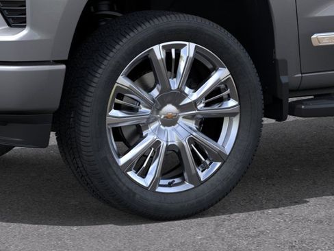 New 2026 Chevrolet Silverado 1500 High Country AWD/4WD image 9