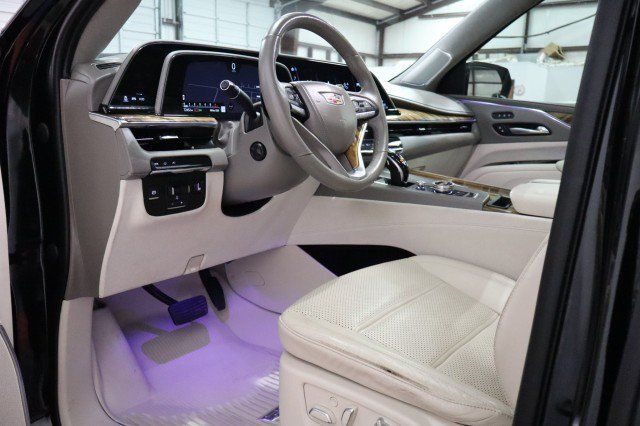 Used 2021 Cadillac Escalade Sport Platinum RWD image 41