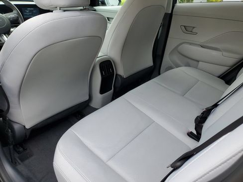 Used 2025 Hyundai Kona SEL FWD image 14