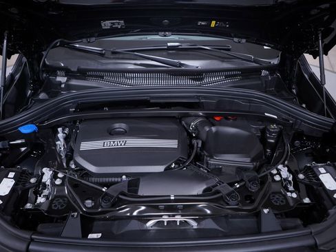 Used 2025 BMW X1 xDrive28i image 14