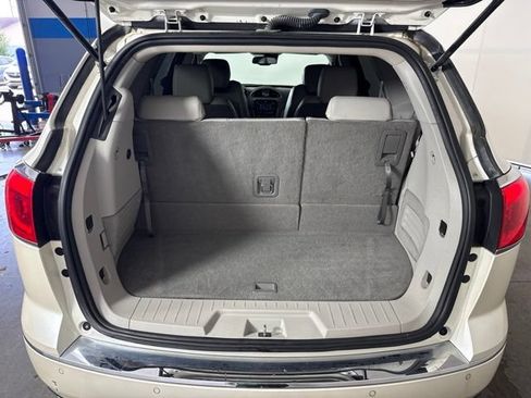 Used 2014 Buick Enclave Leather FWD image 30