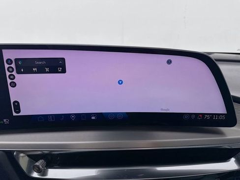 Used 2024 Cadillac Lyriq Luxury image 16