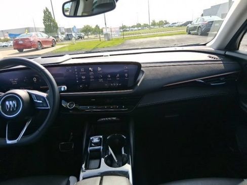 Used 2024 Buick Envision Sport Touring AWD/4WD image 9