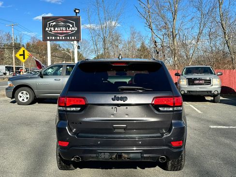 Used 2015 Jeep Grand Cherokee Altitude AWD/4WD image 6