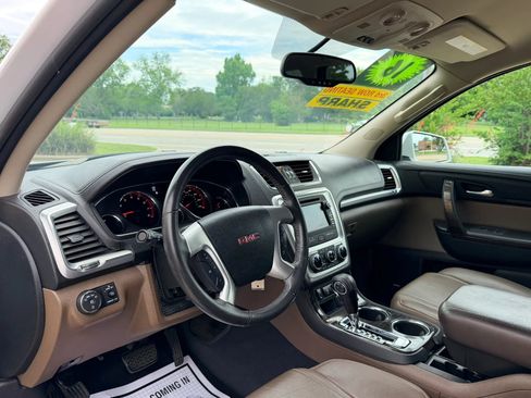 Used 2016 GMC Acadia SLT image 9