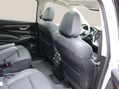 Used 2024 Subaru Ascent Touring w/ Popular Package #2 AWD/4WD image 20