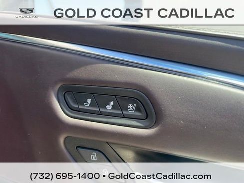 Certified 2021 Cadillac Escalade ESV Sport Platinum AWD/4WD image 8