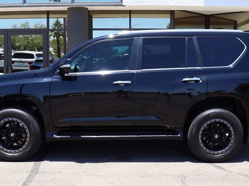 Used 2020 Lexus GX 460 Luxury w/ Off Road Package AWD/4WD image 8