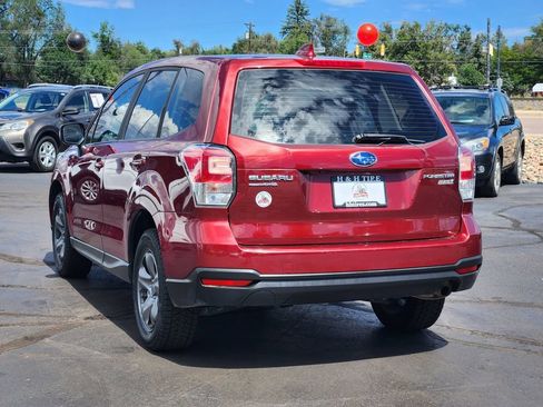 Used 2017 Subaru Forester 2.5i AWD/4WD image 9