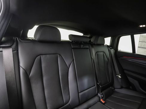 Certified 2025 BMW X4 xDrive30i w/ Premium Package image 26