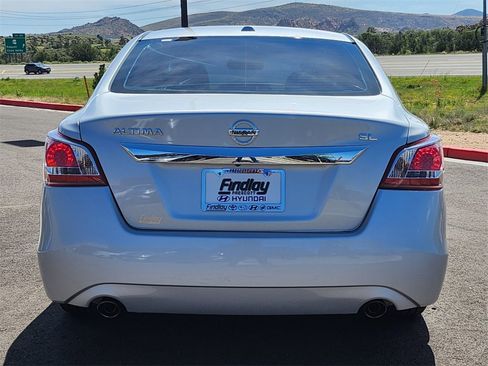 Used 2013 Nissan Altima 2.5 SL w/ Technology Pkg image 5