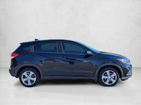 Used 2022 Honda HR-V LX image 4
