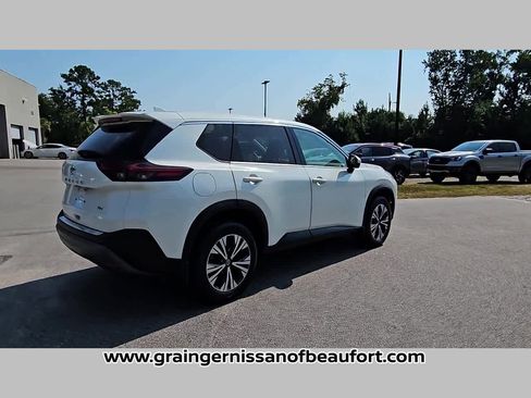 Used 2021 Nissan Rogue SV image 30