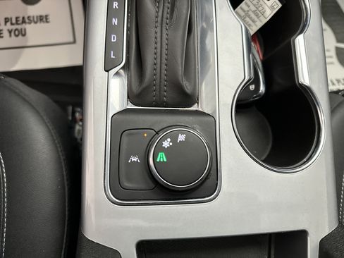 Used 2024 Chevrolet Blazer LT w/ LPO, Floor Liner Package FWD image 34
