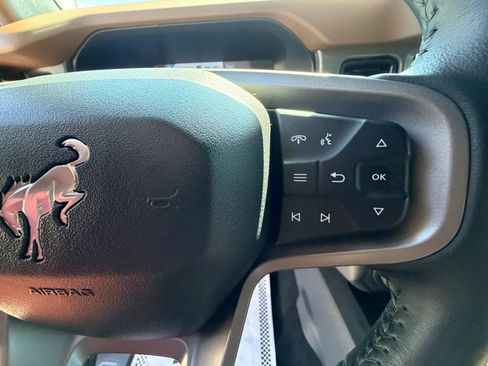 Used 2024 Ford Bronco Outer Banks AWD/4WD image 13
