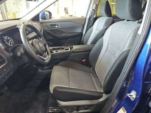 Certified 2023 Nissan Rogue SV AWD/4WD image 5